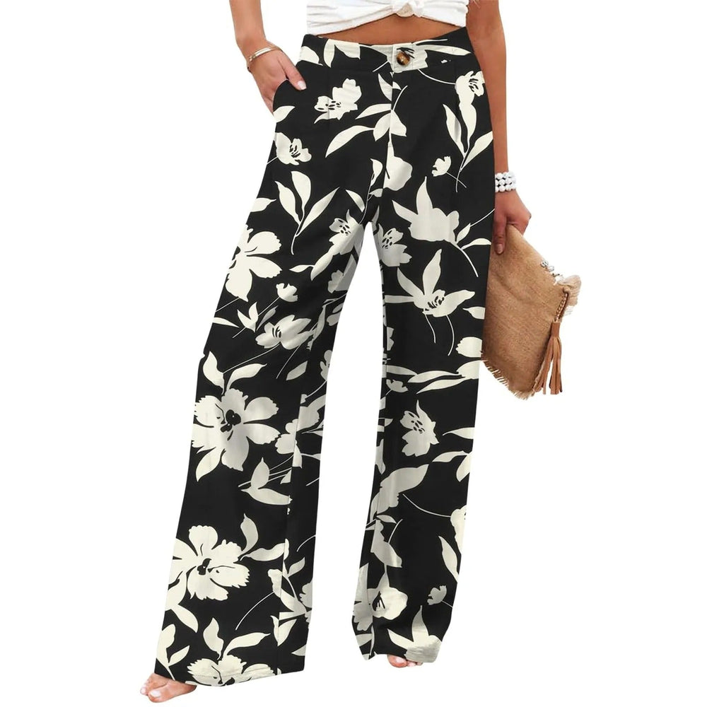Miranda broek – moeiteloos comfort en chique stijl. Met wijde pijpen, een elastische taille en soepelvallend polyester biedt deze broek een flatterend silhouet en ultiem draagcomfort. Voorzien van functionele knoopzakken voor extra gemak. Perfect voor casual outfits, loungen of een stijlvolle dagelijkse look. Verkrijgbaar in diverse kleuren en prints, in maten S-2XL. Upgrade je garderobe met deze veelzijdige must-have. Bestel nu en ervaar stijl en gemak!