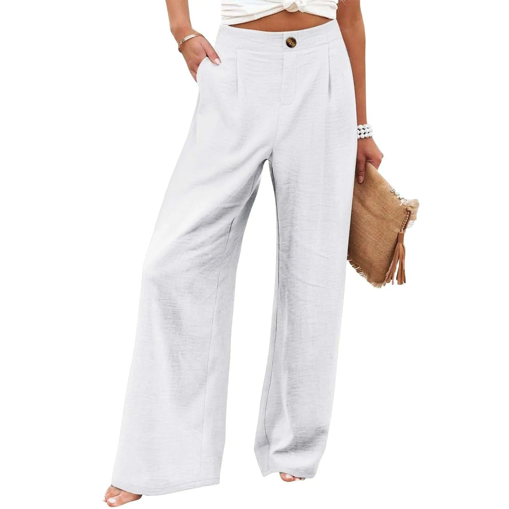 Miranda broek – moeiteloos comfort en chique stijl. Met wijde pijpen, een elastische taille en soepelvallend polyester biedt deze broek een flatterend silhouet en ultiem draagcomfort. Voorzien van functionele knoopzakken voor extra gemak. Perfect voor casual outfits, loungen of een stijlvolle dagelijkse look. Verkrijgbaar in diverse kleuren en prints, in maten S-2XL. Upgrade je garderobe met deze veelzijdige must-have. Bestel nu en ervaar stijl en gemak!