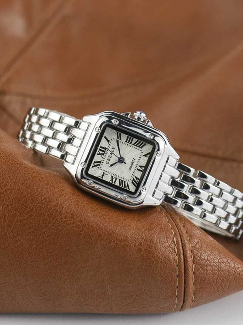 Élodie | vintage horloge