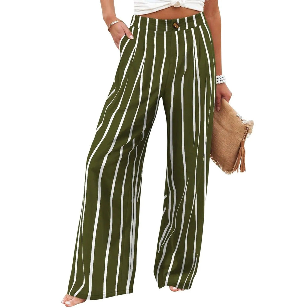 Miranda broek – moeiteloos comfort en chique stijl. Met wijde pijpen, een elastische taille en soepelvallend polyester biedt deze broek een flatterend silhouet en ultiem draagcomfort. Voorzien van functionele knoopzakken voor extra gemak. Perfect voor casual outfits, loungen of een stijlvolle dagelijkse look. Verkrijgbaar in diverse kleuren en prints, in maten S-2XL. Upgrade je garderobe met deze veelzijdige must-have. Bestel nu en ervaar stijl en gemak!