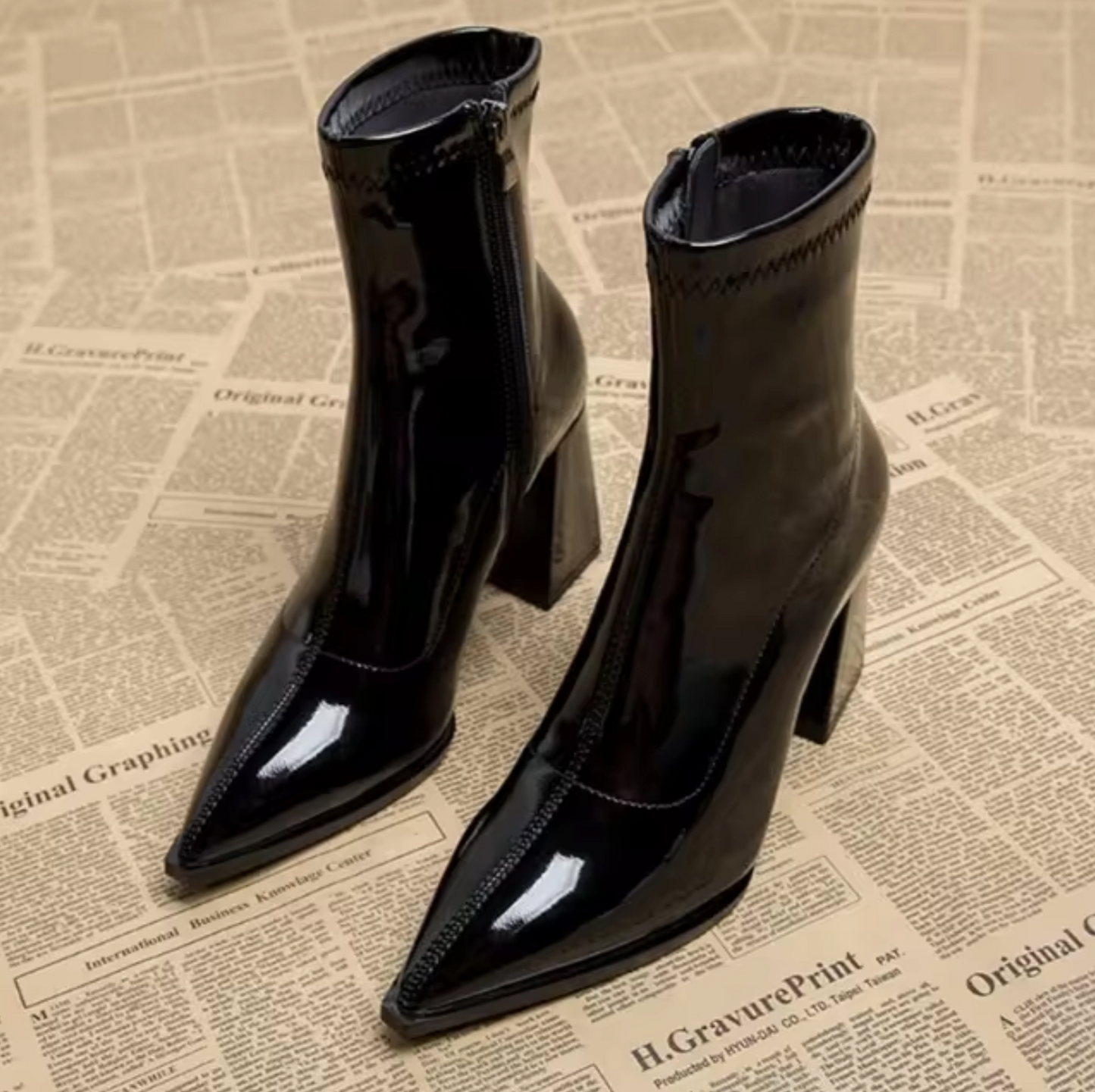 Cassie | Trendy Glanzende Enkellaarsjes voor Dames