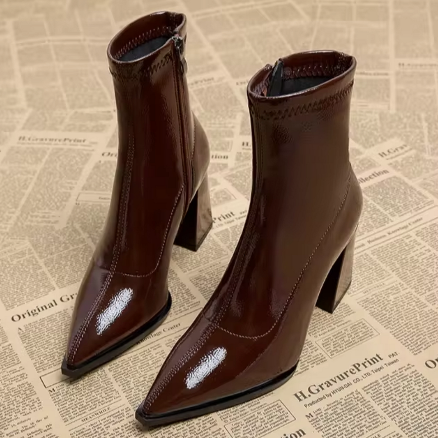 Cassie | Trendy Glanzende Enkellaarsjes voor Dames