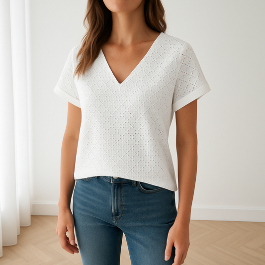 Enrica | T-shirt met knopen en v-hals