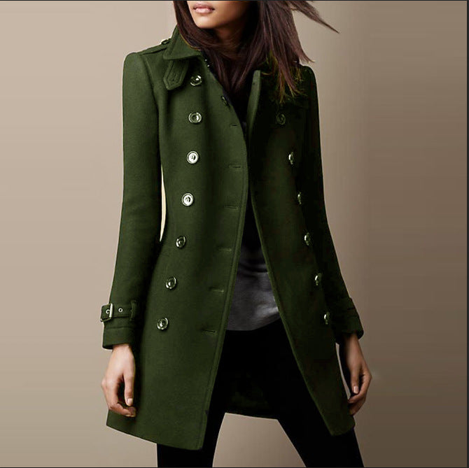 Fawn | Voeg klassieke elegantie toe aan je garderobe met de Fawn double-breasted jas. Met een getailleerde pasvorm, stijlvolle knoopdetails en rijke kleuren zoals blauw, groen, zwart en rood, is deze jas perfect voor kantoor, avondgelegenheden of dagelijkse uitstapjes. Beschikbaar in maten XS-2XL. Combineer warmte en tijdloze stijl met de Fawn en geef elke outfit een verfijnde touch. Bestel nu en upgrade je wintergarderobe!
