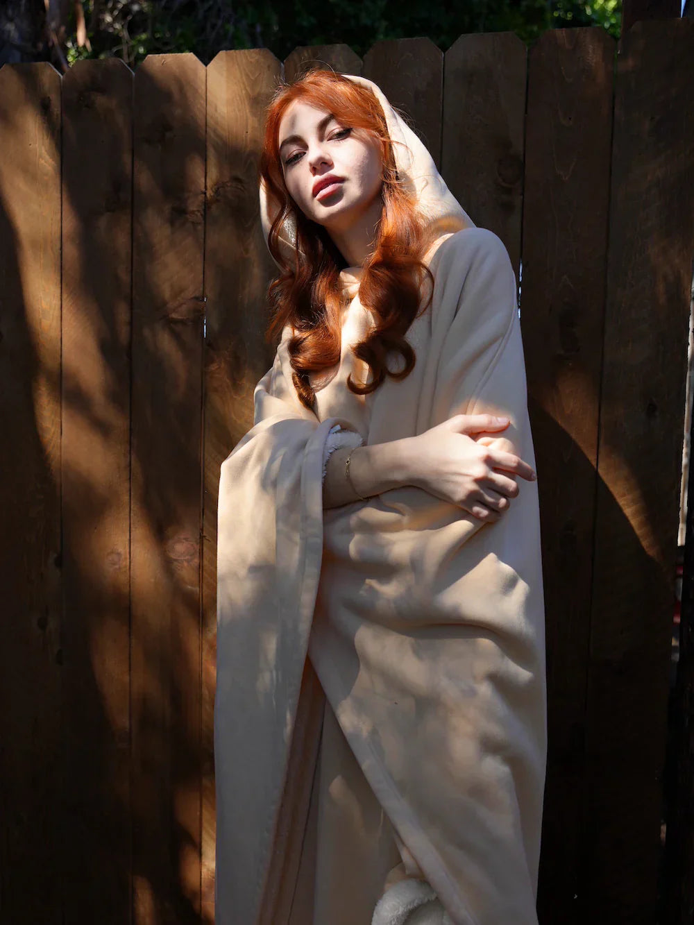 Megan | Comfy Hoodie Blanket