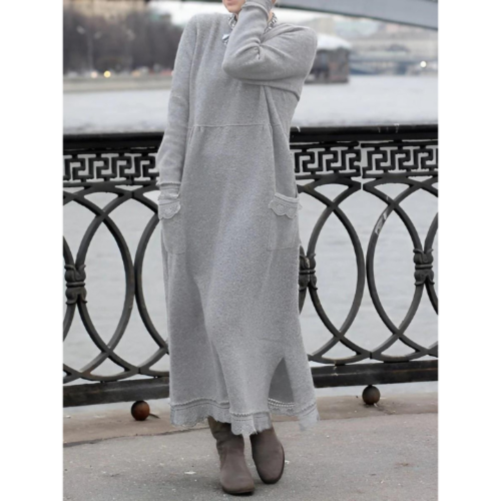 Noelle Winter Essential - Combineer warmte en stijl met Noelle, een elegant en comfortabel kledingstuk met een relaxte pasvorm en functionele zakken. Perfect voor casual uitstapjes en knusse dagen thuis. Verkrijgbaar in veelzijdige kleuren zoals donkergrijs, zwart, rood, legergroen, paars, donkerblauw en oranje, in maten S-4XL. Met een flatterend silhouet biedt Noelle de perfecte mix van comfort en stijl. Bestel nu en blijf warm en elegant tijdens het koude seizoen!