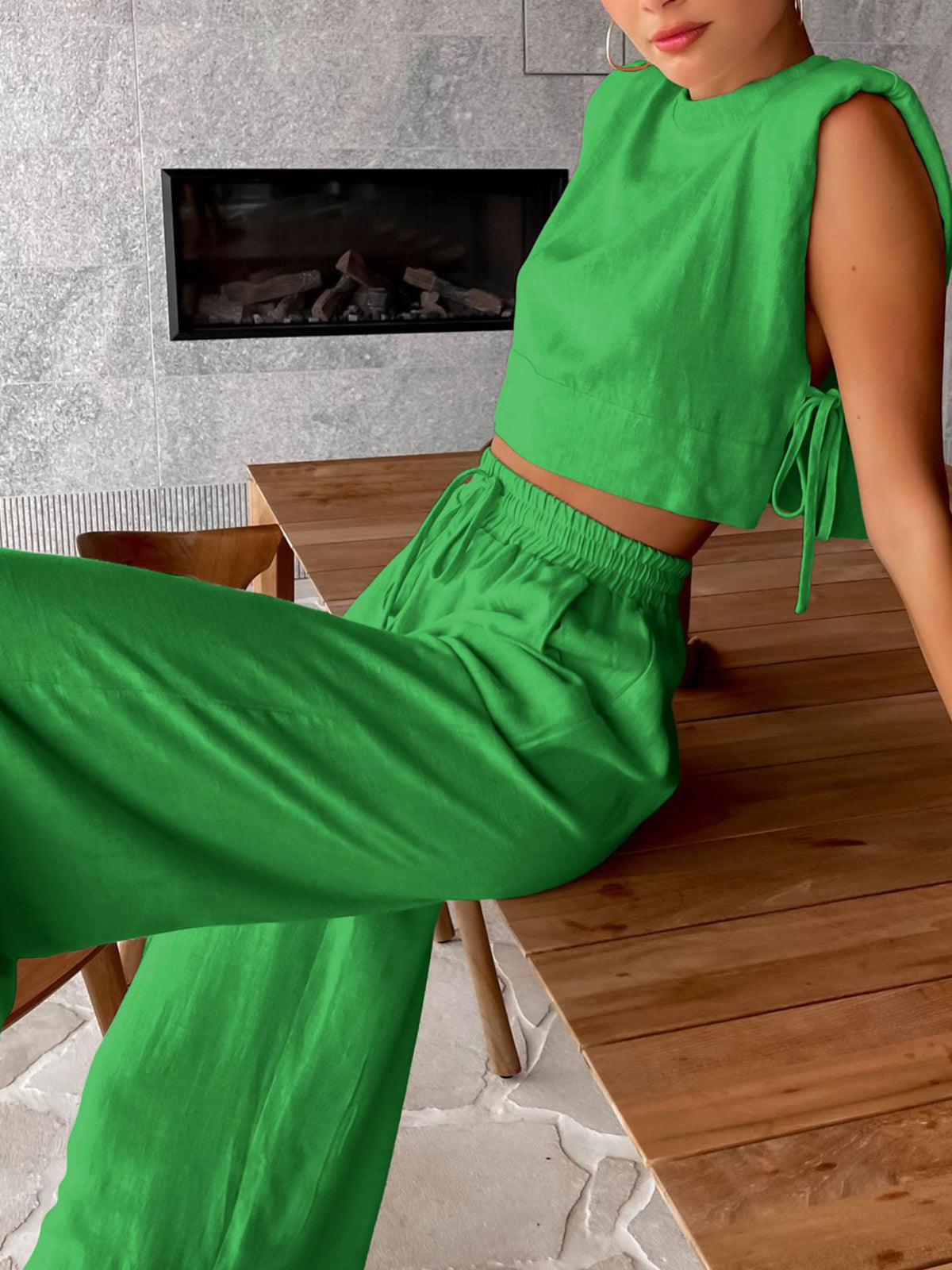Nia - Moderne Tweedelige Set met Crop Top voor Vrouwen