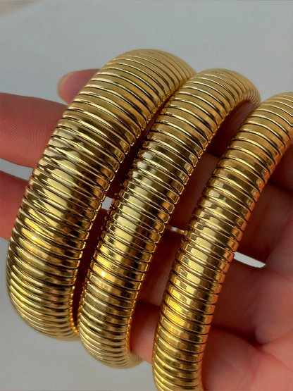 Ninetta | Breites Schlangenarmband Stretch Gold