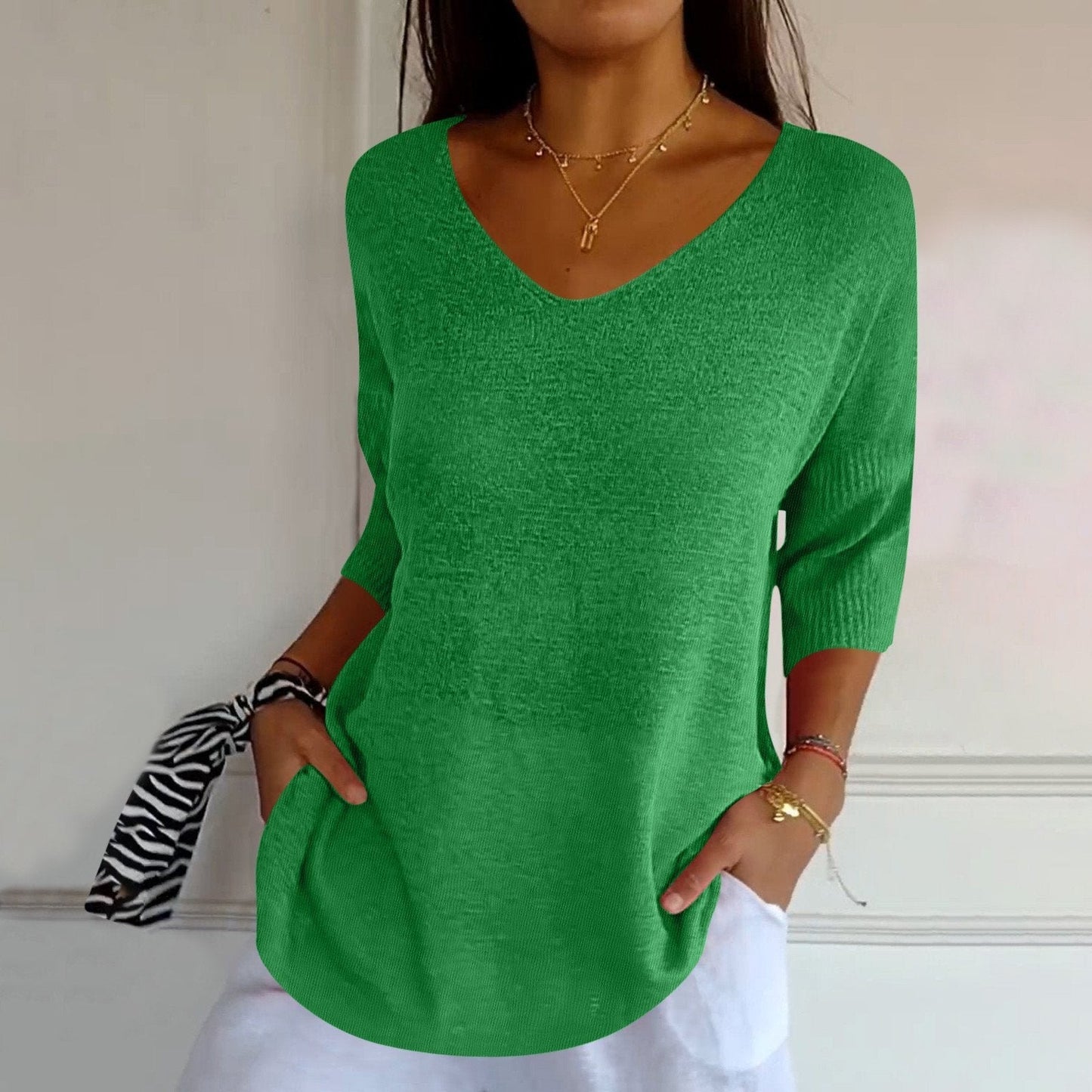 brigitte van maisonmuse, comfortabele casual trui voor het najaar met v-hals voor elegante look