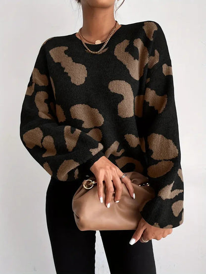 Trendy luipaardpatroon, comfortabele pasvorm en veelzijdige stijl: de Oralie trui biedt gedurfde elegantie en ultiem comfort. Perfect voor casual uitjes of avondbijeenkomsten, met chique zwart/kameel tinten die elke outfit versterken. Bestel nu en voeg een stijlvolle edge toe aan je garderobe!